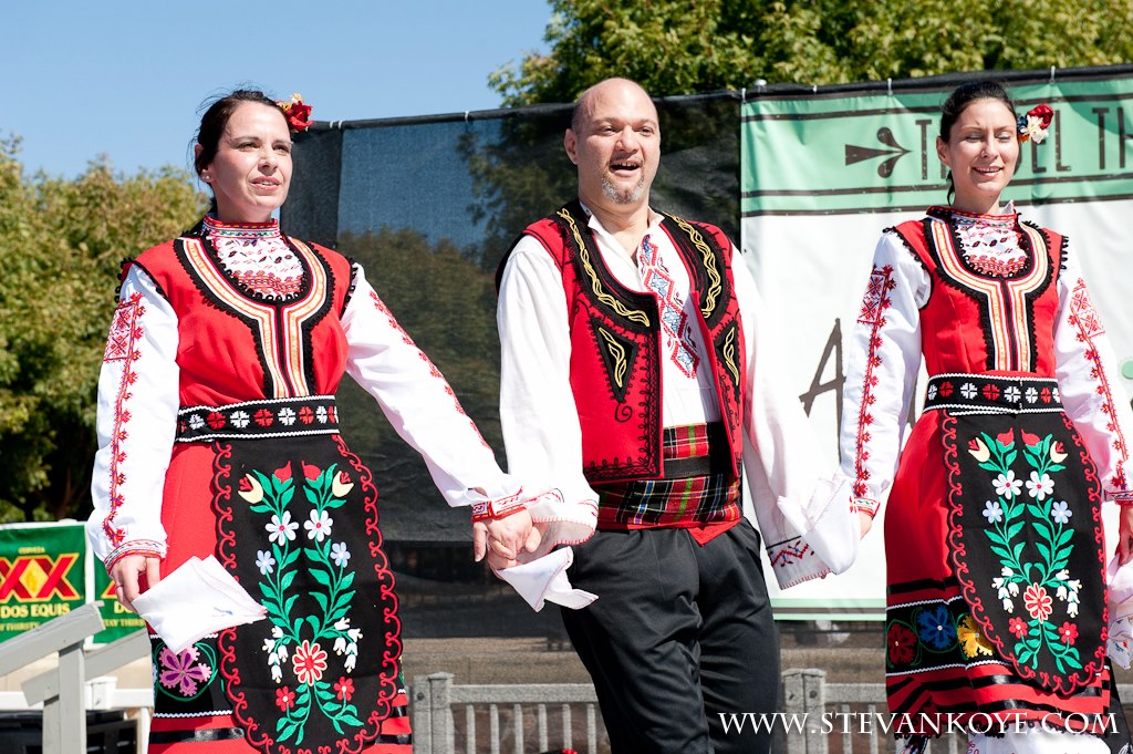 2012-10_world_fest_lyush_2.jpg